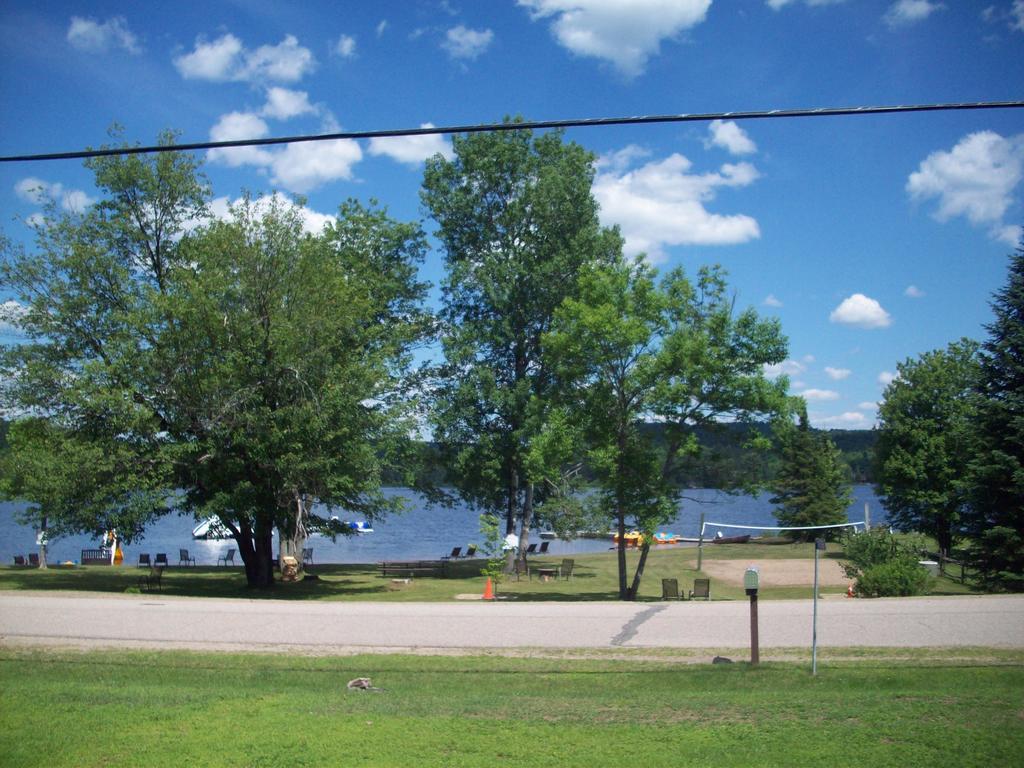 Lakewoods Cottage Oxtongue Lake Экстерьер фото